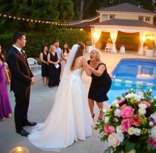 „Jesteś bezużyteczna!” krzyknęła moja synowa, wpychając mnie do basenu w domu mojego syna.