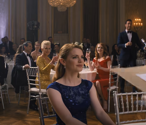 Mój ojciec upokorzył mnie podczas kolacji z okazji przejścia na emeryturę, dopóki mój mąż nie wyjawił mi, kim naprawdę jest…