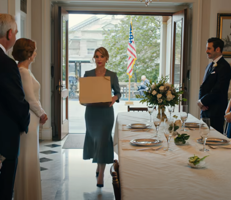 Nigdy nie powiedziałam siostrze, że jestem oficerem marynarki wojennej. Zawsze myślała, że ​​jestem po prostu jakąś spłukaną, spokojną kobietą. Kiedy zaprosiła mnie na wystawne przyjęcie zaręczynowe córki, chciałam zobaczyć, jak potraktują tę „biedną” siostrę. ALE W CHWILI, GDY WSZEDŁAM…