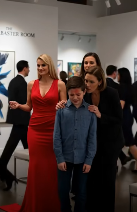 Moja ciotka upokorzyła mojego syna na gali i próbowała kazać mu „czekać w holu”. Nie wiedziała, że ​​jestem właścicielką całej galerii.