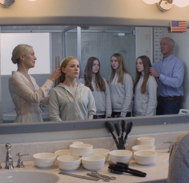 Moi rodzice chcieli, żebyśmy ja i moje rodzeństwo wyglądali identycznie. Nie miałem pojęcia, jak daleko się posuną.