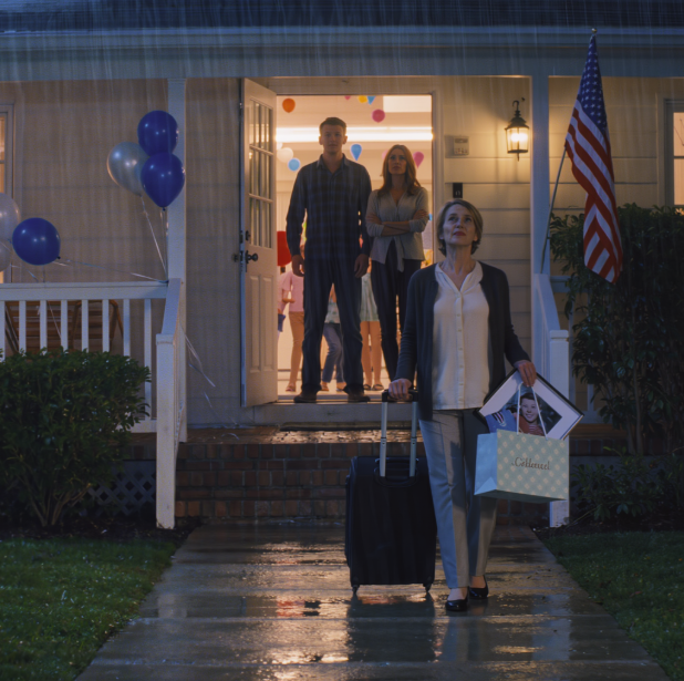 MÓJ SYN WYRZUCIŁ MNIE Z URODZIN MOJEGO WNUKA Z POWODU JEGO ŻONY — TYDZIEŃ PÓŹNIEJ ZADZWONIŁ O 2 W NOCY I PROSIŁ MNIE O 50 000 DOLARÓW